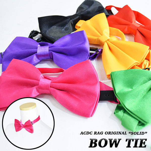I read an image to a gallery viewer, Muji Bowtie