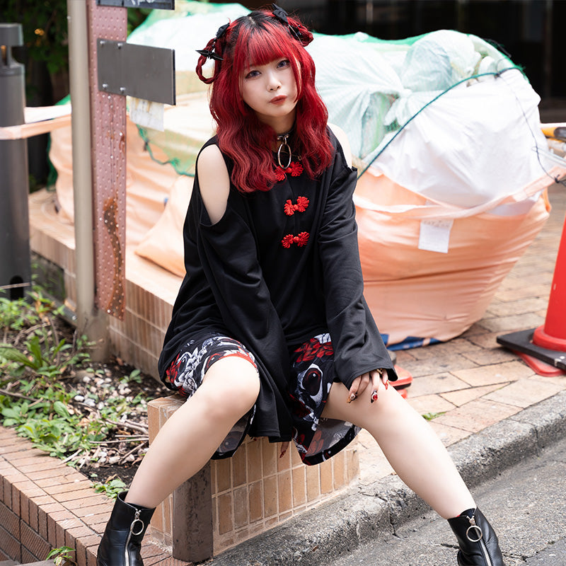 I read an image to a gallery viewer, Hasunohana Short Pants