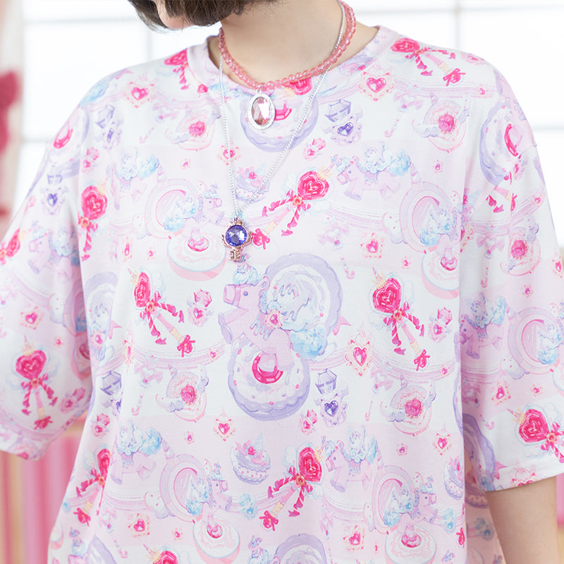 I read an image to a gallery viewer, Sweet♡Magical Unicorn T-Shirt PI
