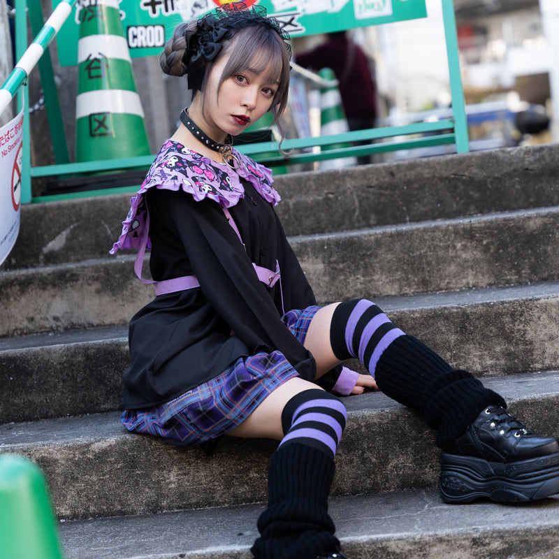 I read an image to a gallery viewer, Kuromi Skirt *JAPAN SALE ONLY