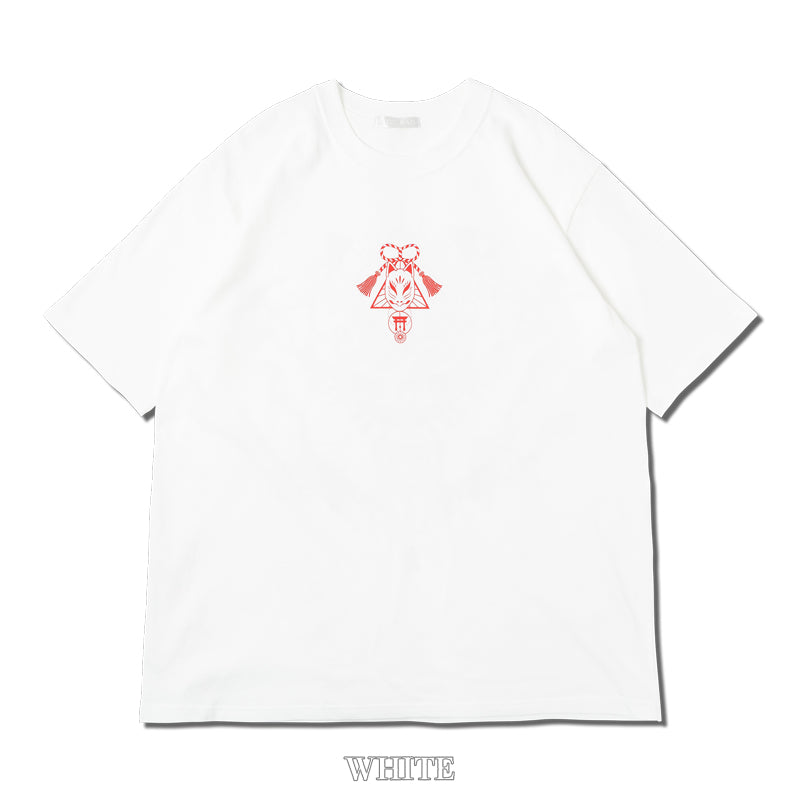 I read an image to a gallery viewer, Inari T-Shirt
