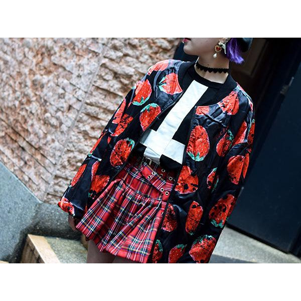 I read an image to a gallery viewer, Strawberry MA-1