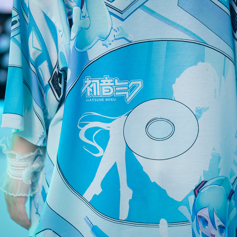 Hatsune Miku Huge T-Shirt