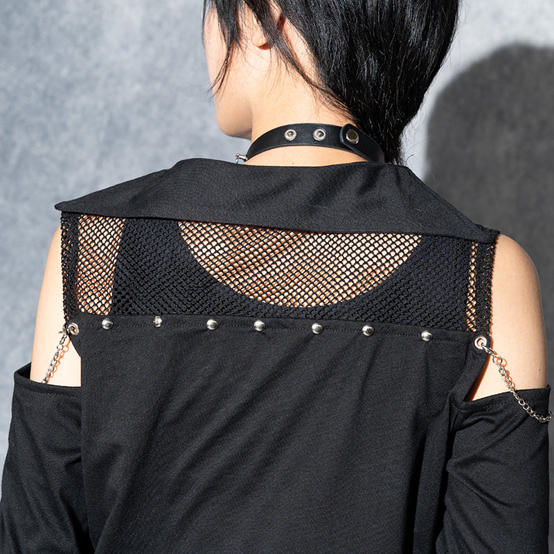 I read an image to a gallery viewer, Dark Abyss Drape Cut-and-Sew Tee