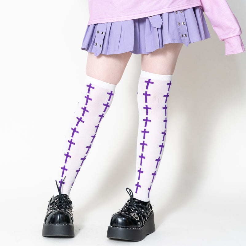 I read an image to a gallery viewer, Cross Knee-High Socks