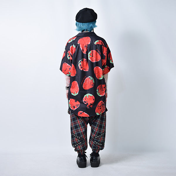 I read an image to a gallery viewer, [Short-Sleeve] Strawberry Shirt