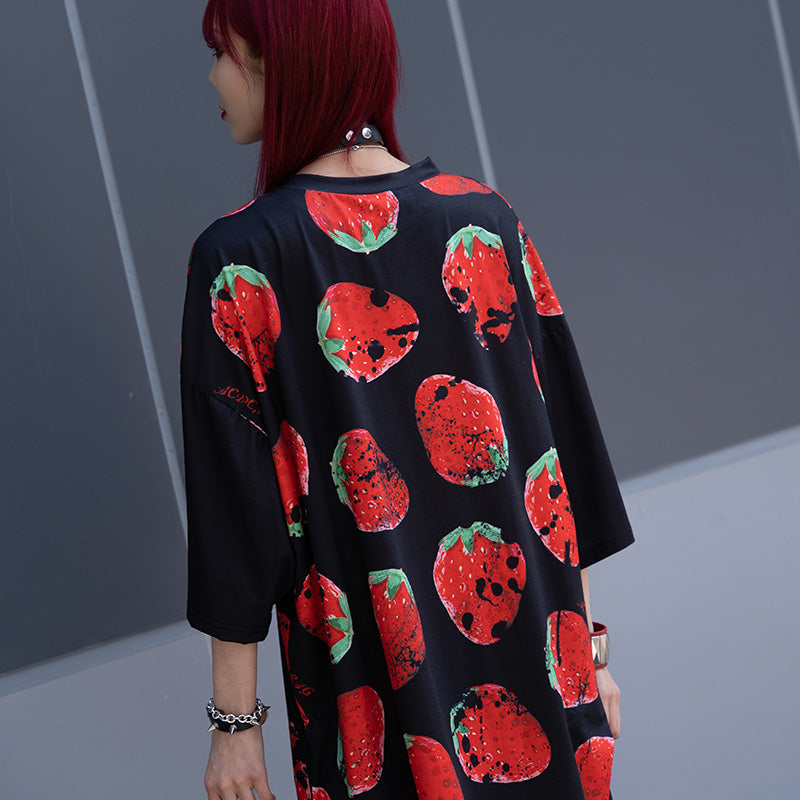 Asymmetry Strawberry Huge T-Shirt – ACDC RAG