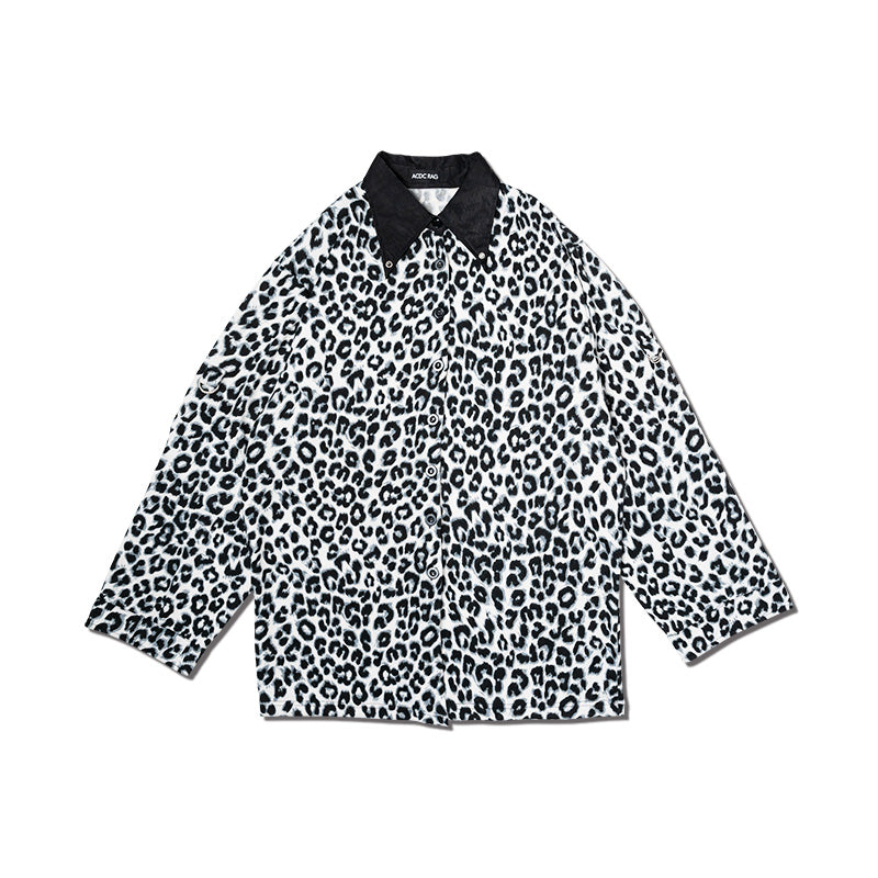 I read an image to a gallery viewer, Leopard Shirt